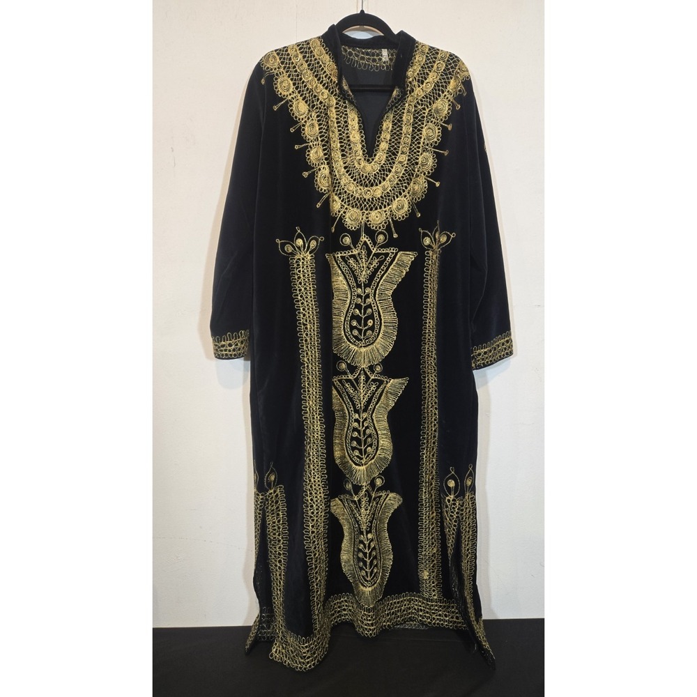 Vintage Heavy Black Kaftan Gold Embroidery Moroccan Medium